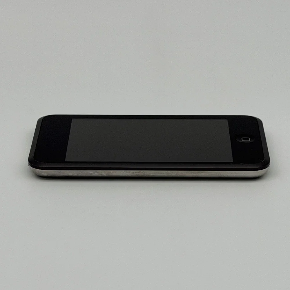 Apple iPod Touch A1213 8GB 1st Generation Black